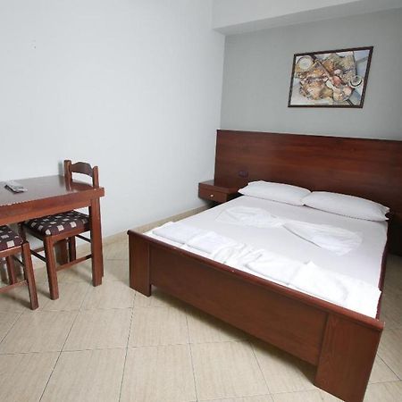 Hotel Venera Saranda Dış mekan fotoğraf