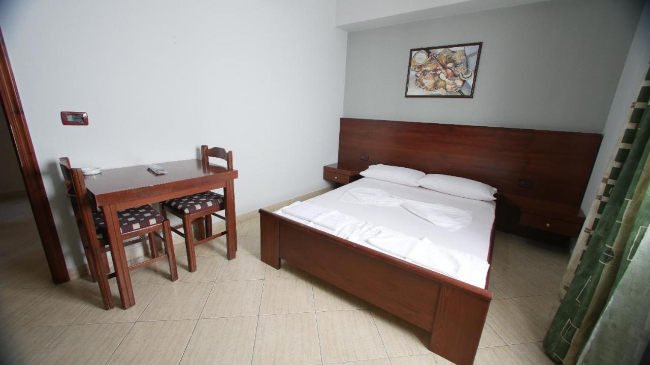 Hotel Venera Saranda Dış mekan fotoğraf