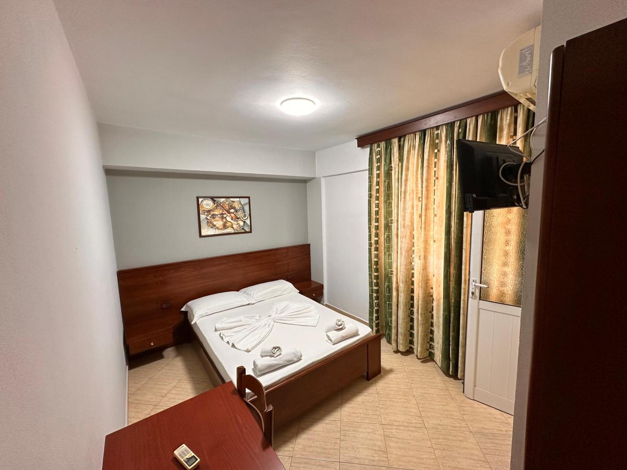 Hotel Venera Saranda Dış mekan fotoğraf